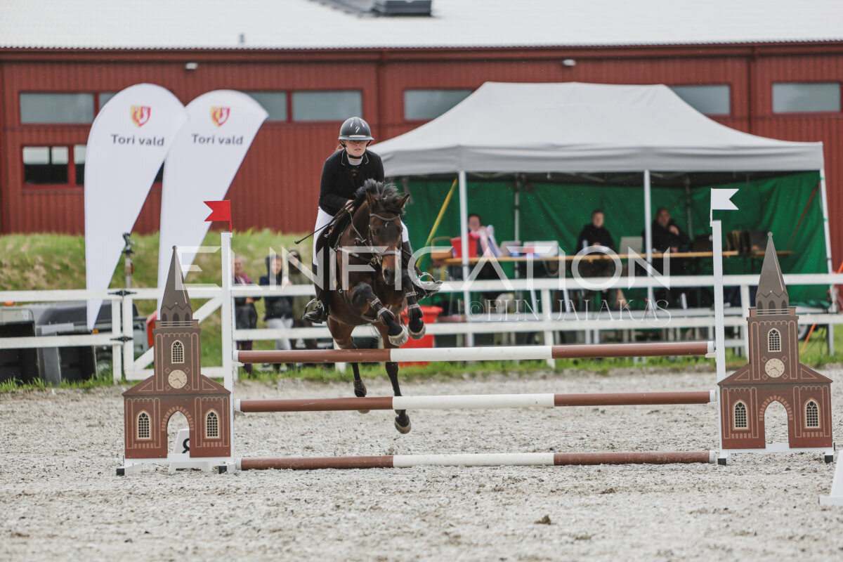 Tori_Karikas_2026_90_237