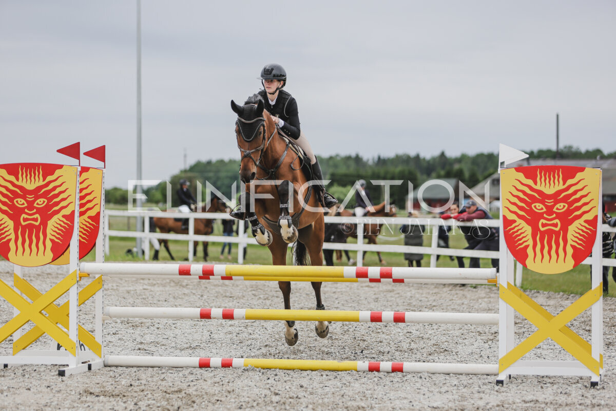 Tori_Karikas_2026_90_299