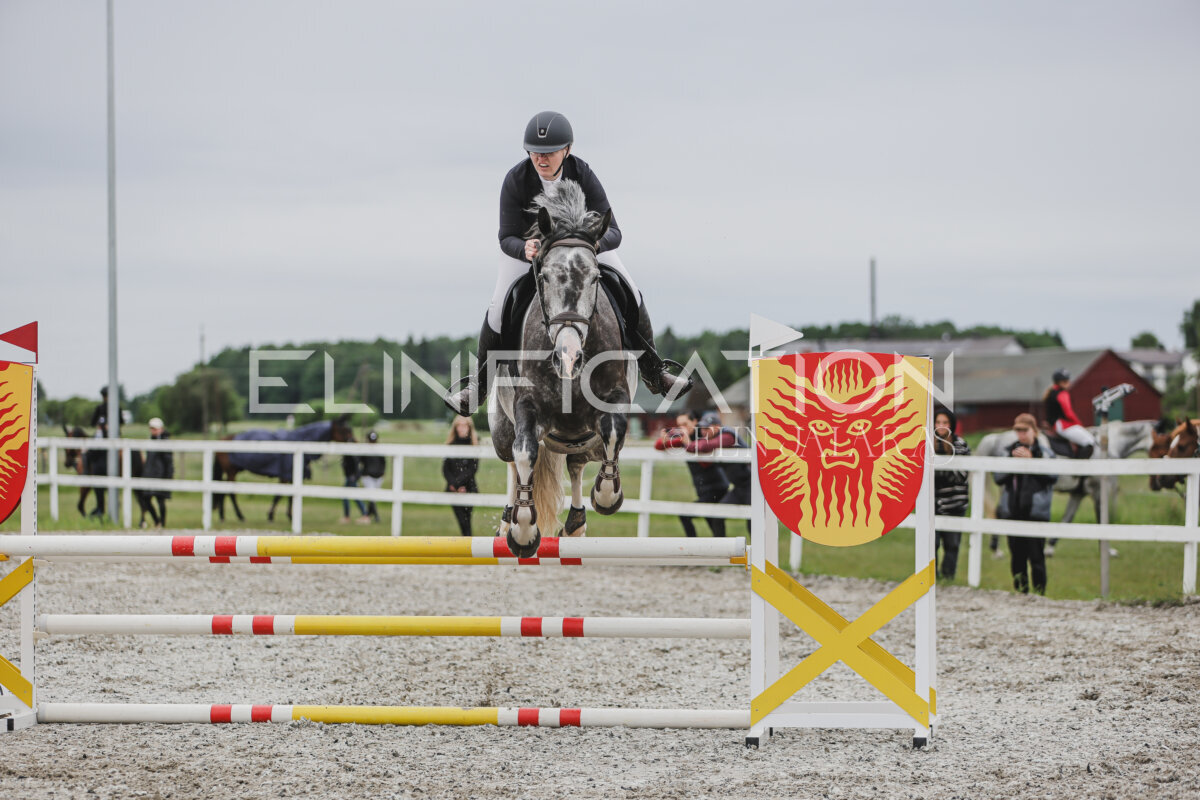 Tori_Karikas_2026_90_339