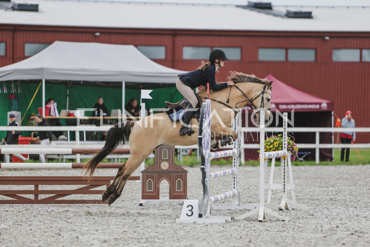 Tori_Karikas_2026_100_004