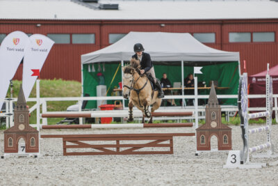 Tori_Karikas_2026_100_012