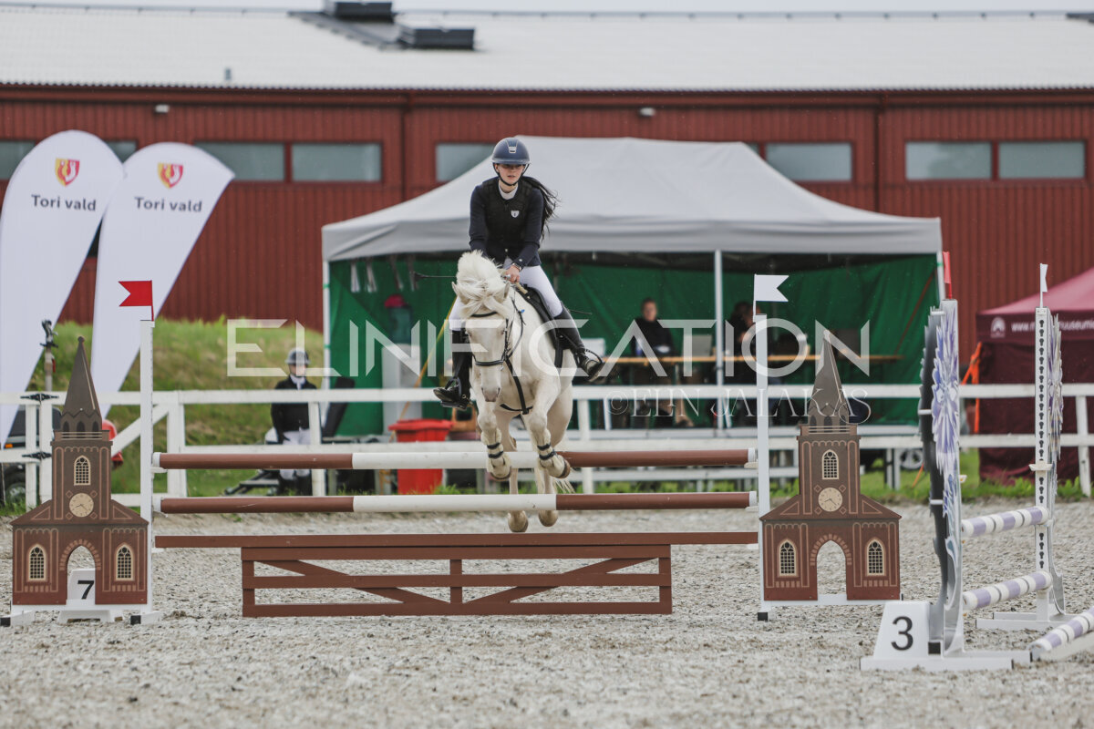 Tori_Karikas_2026_100_029