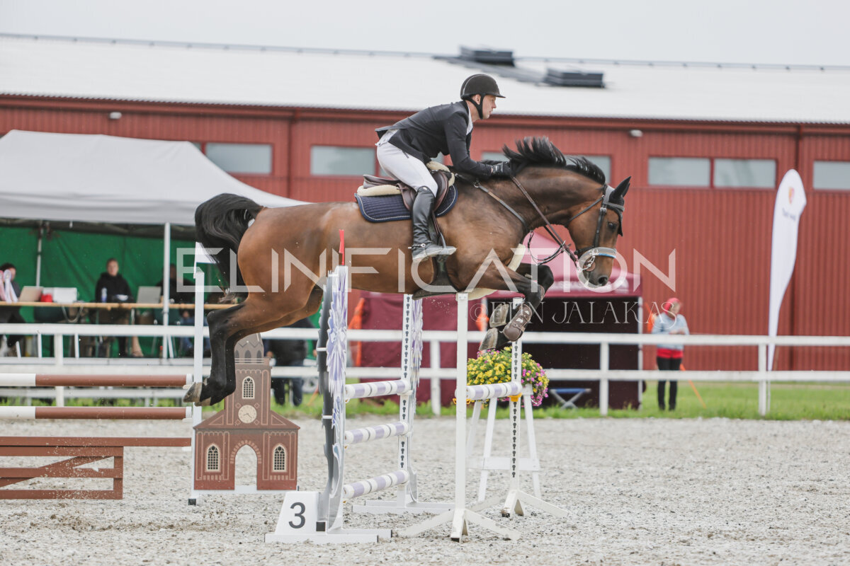 Tori_Karikas_2026_100_046