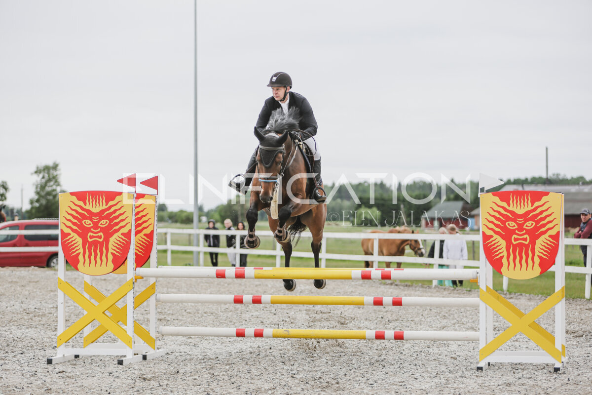 Tori_Karikas_2026_100_049