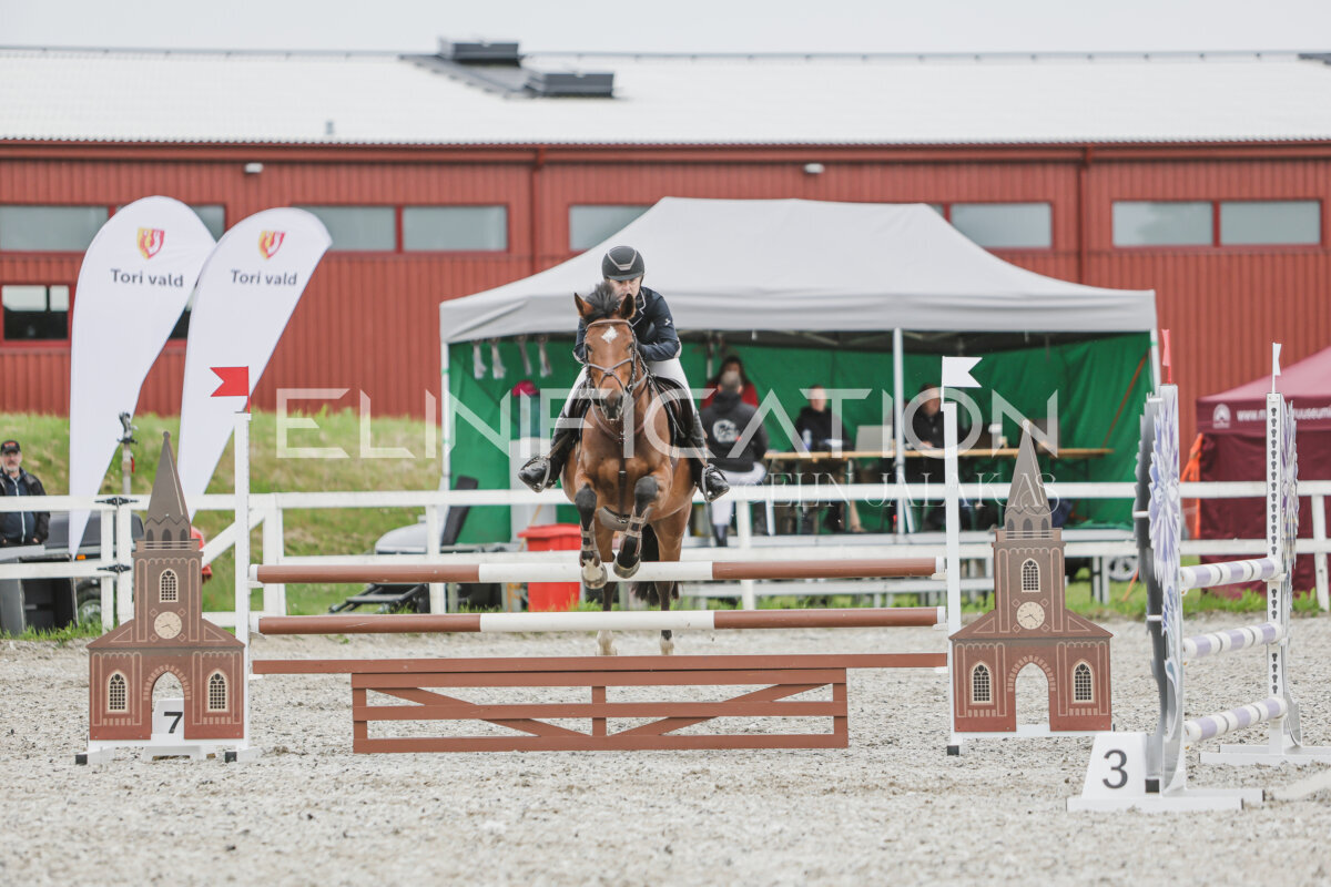 Tori_Karikas_2026_100_064