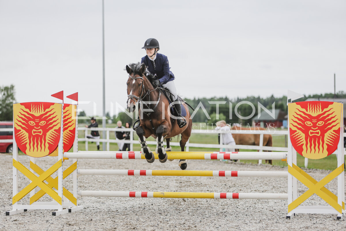 Tori_Karikas_2026_100_082
