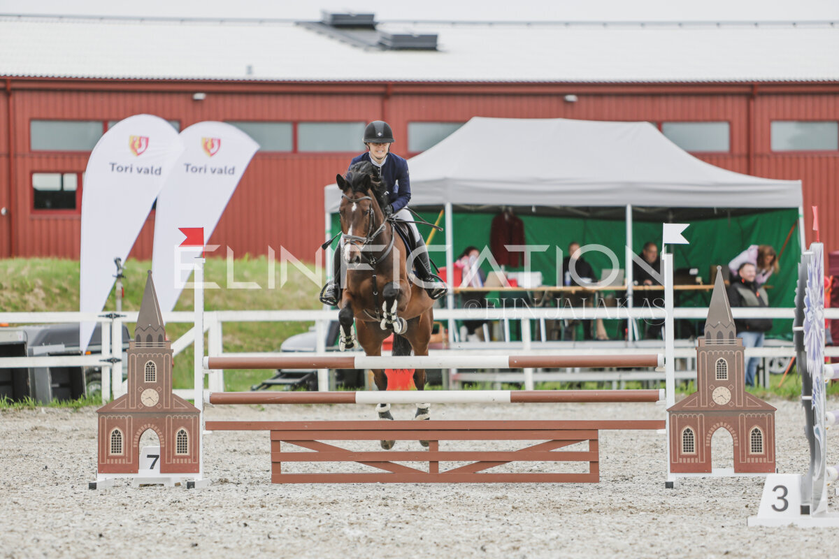 Tori_Karikas_2026_100_085