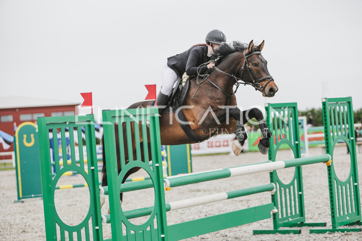 Tori_Karikas_2026_100_103