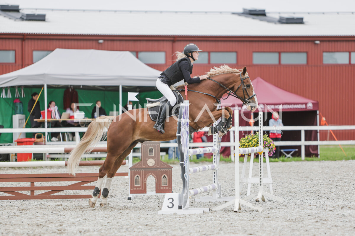Tori_Karikas_2026_100_108