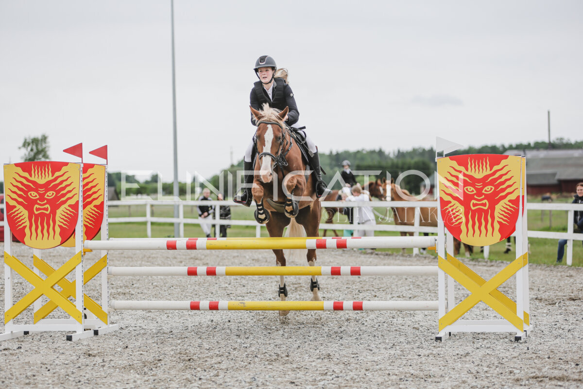 Tori_Karikas_2026_100_113