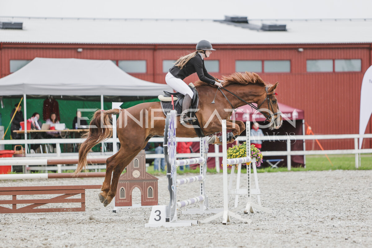 Tori_Karikas_2026_100_142