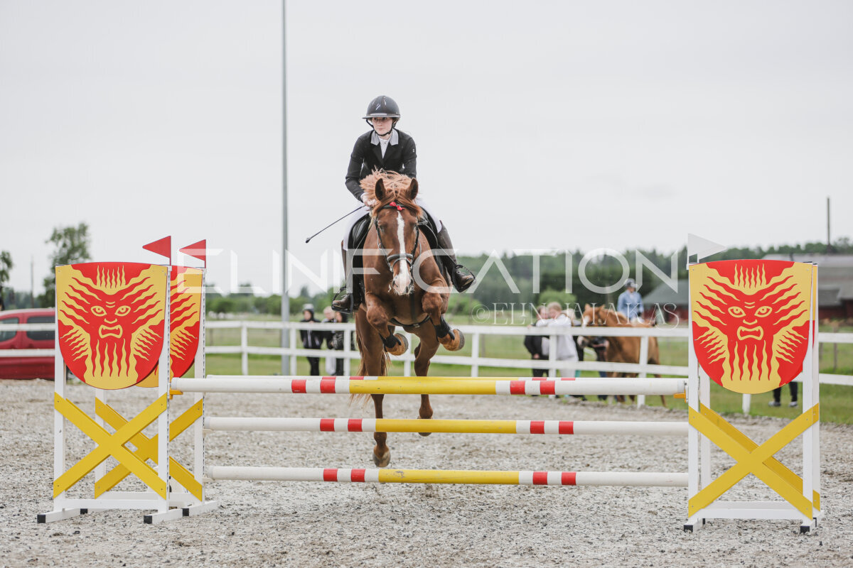 Tori_Karikas_2026_100_146