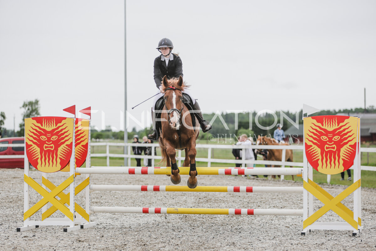 Tori_Karikas_2026_100_148