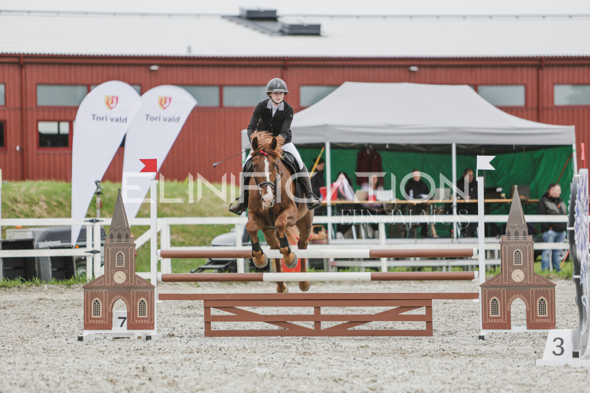 Tori_Karikas_2026_100_152