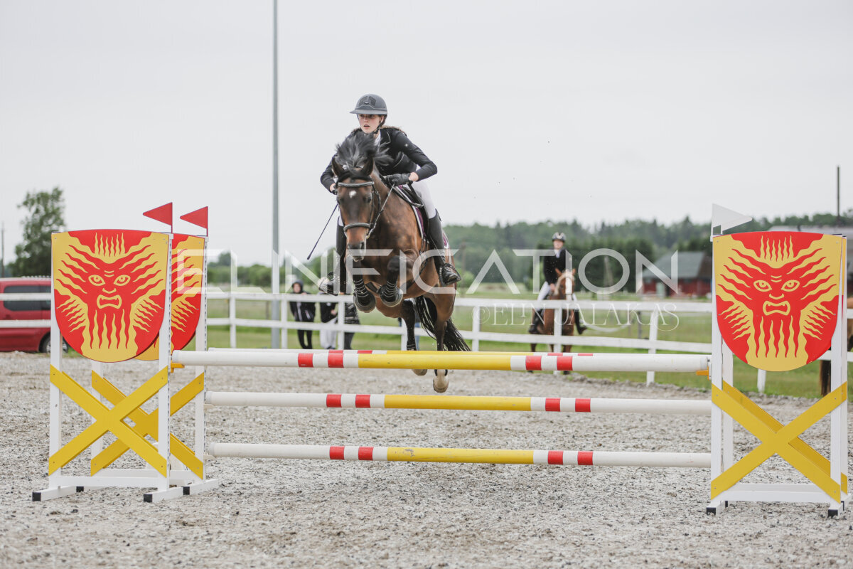 Tori_Karikas_2026_100_165