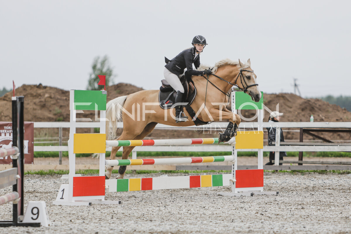 Tori_Karikas_2026_100_187