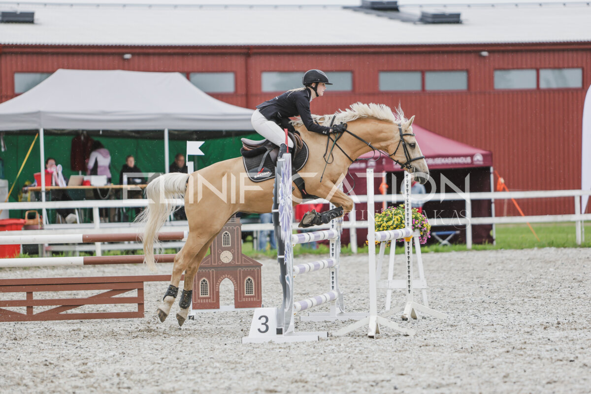 Tori_Karikas_2026_100_189