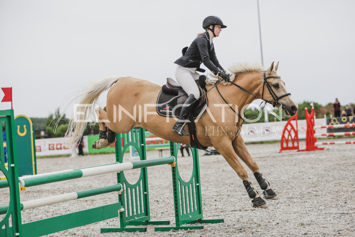 Tori_Karikas_2026_100_204