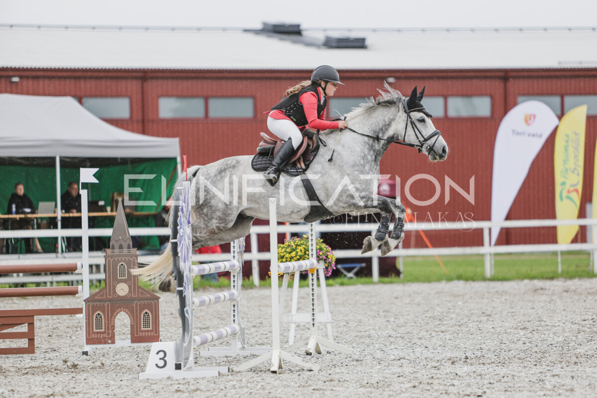 Tori_Karikas_2026_100_211