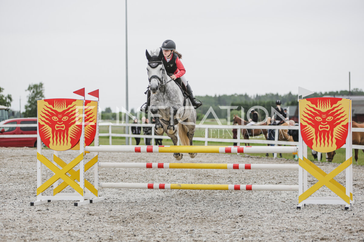 Tori_Karikas_2026_100_214