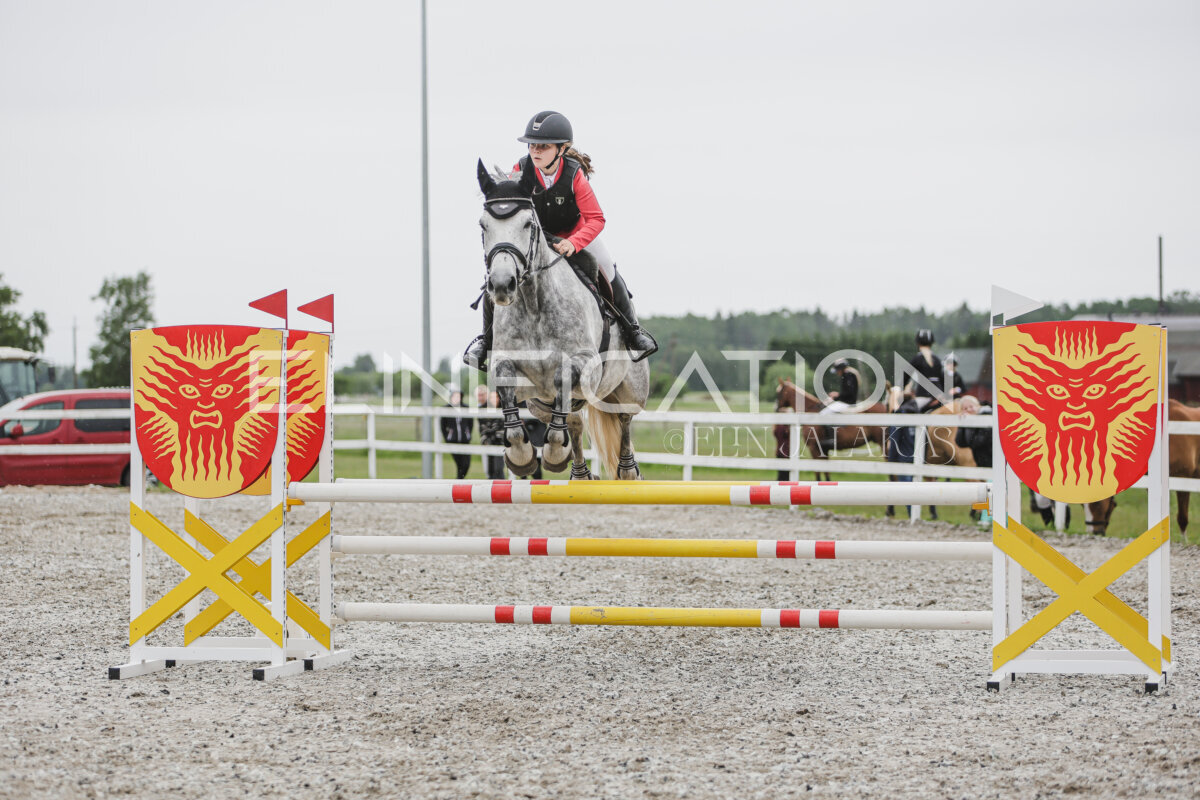 Tori_Karikas_2026_100_215