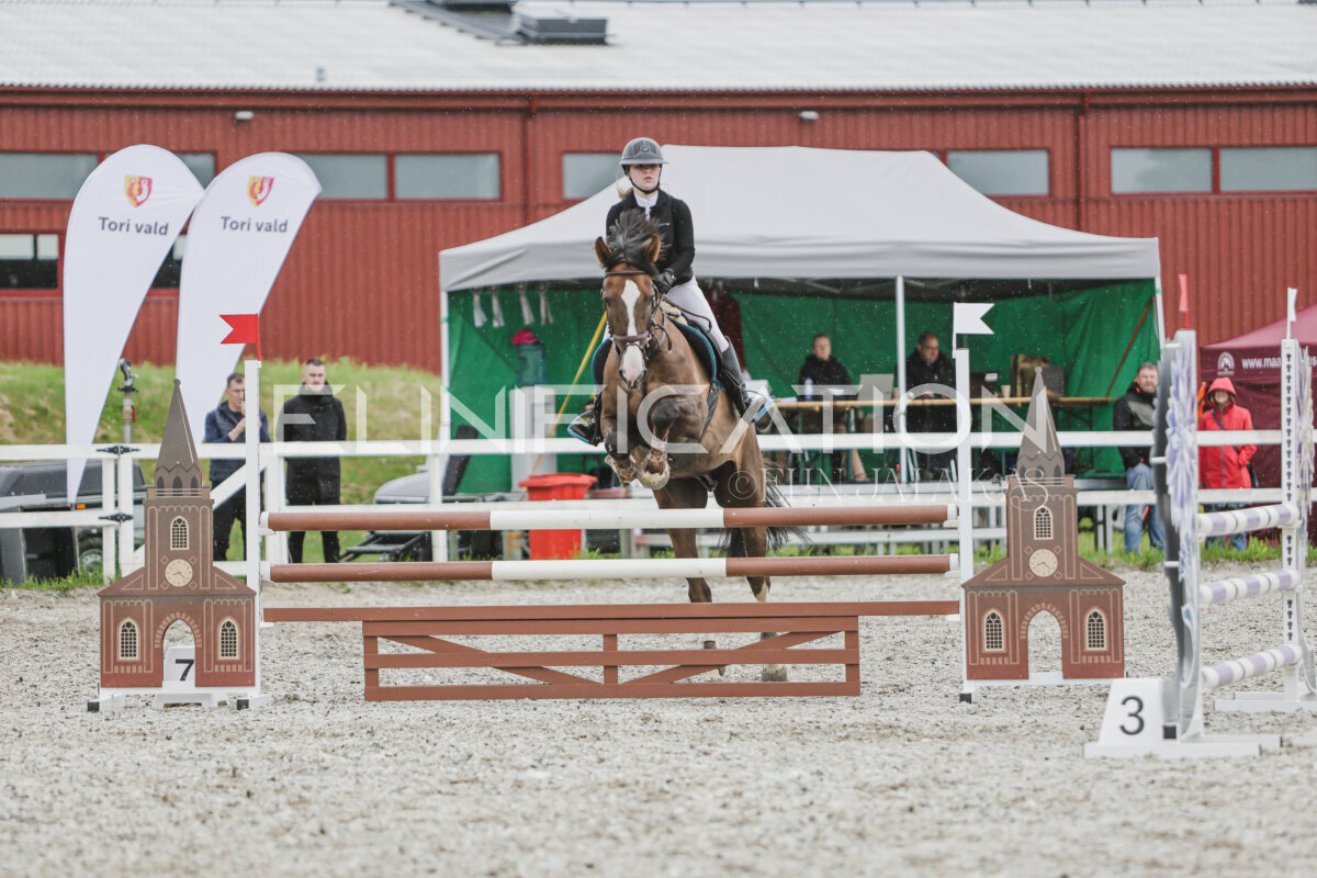 Tori_Karikas_2026_100_251