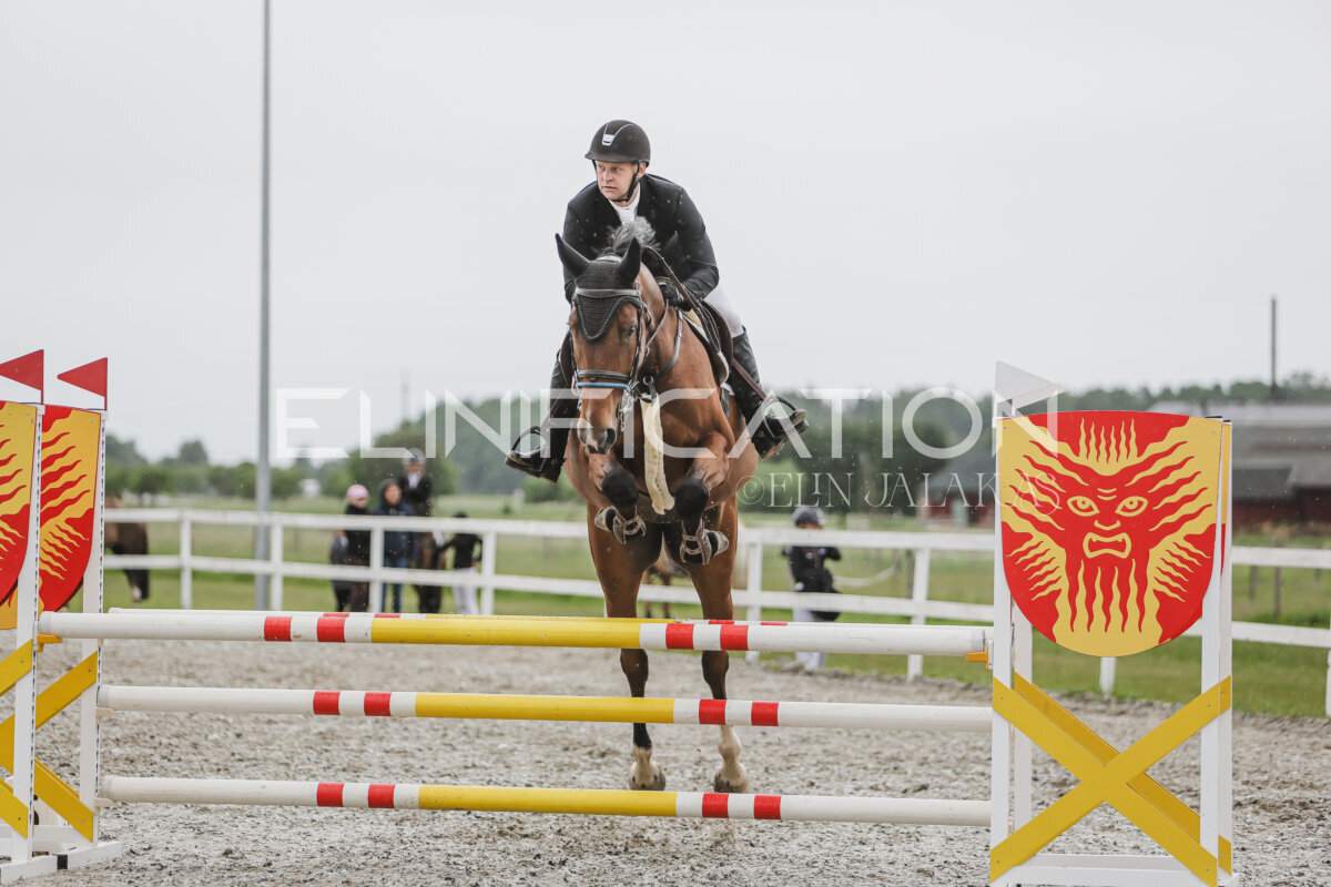 Tori_Karikas_2026_100_274
