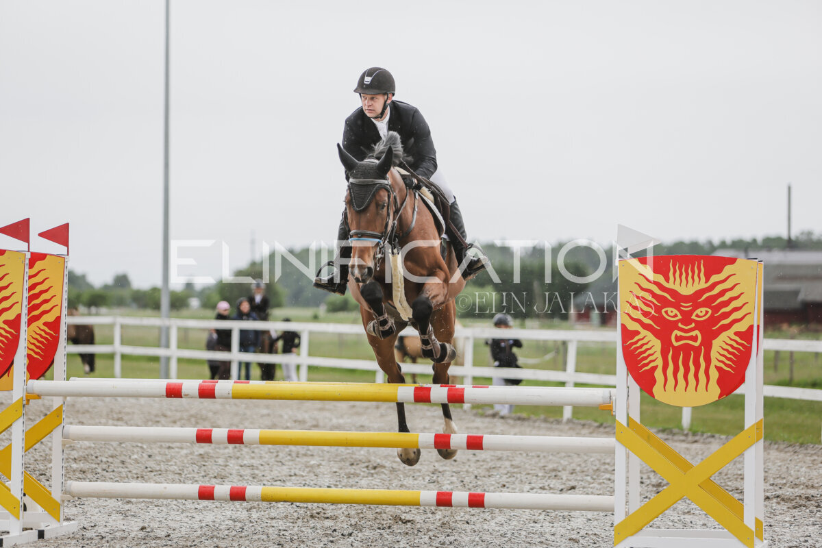 Tori_Karikas_2026_100_275