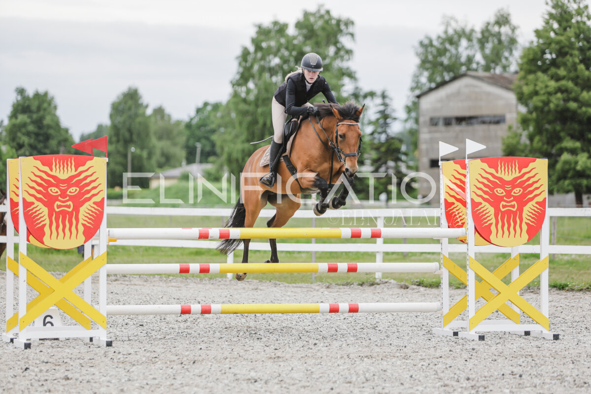 Tori_Karikas_2026_hc110-120_012
