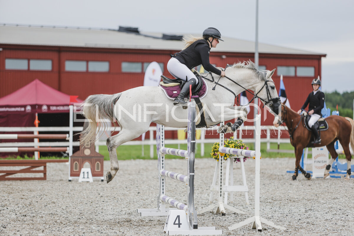 Tori_Karikas_2026_hc110-120_025