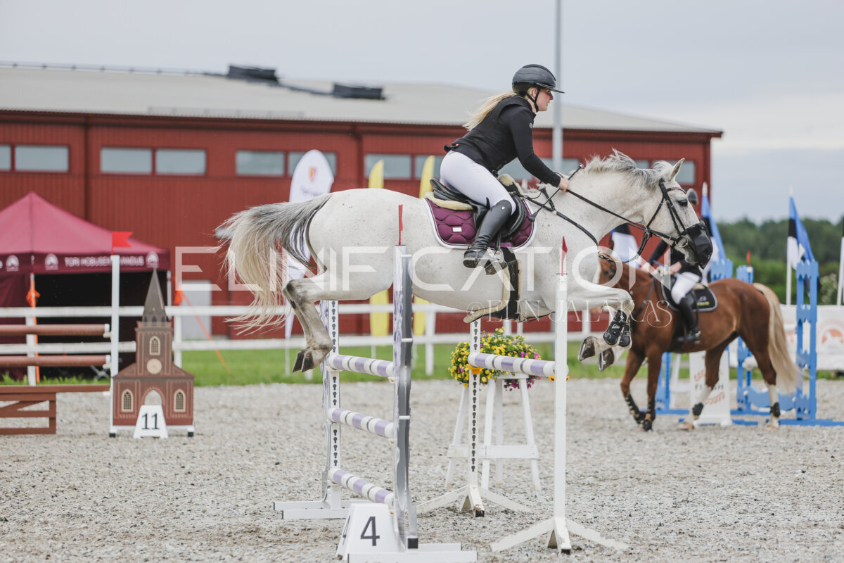 Tori_Karikas_2026_hc110-120_027