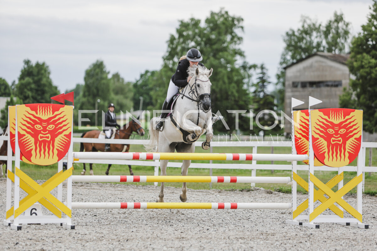 Tori_Karikas_2026_hc110-120_028