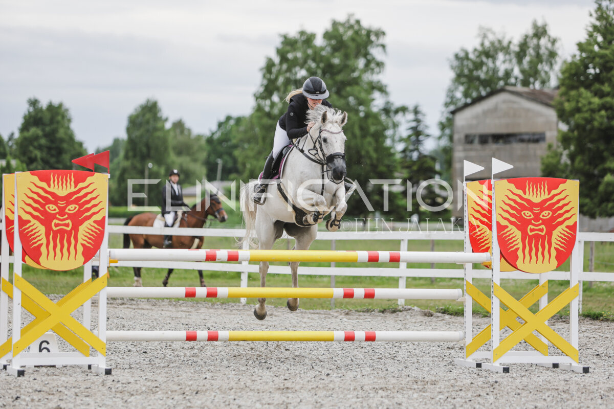 Tori_Karikas_2026_hc110-120_029