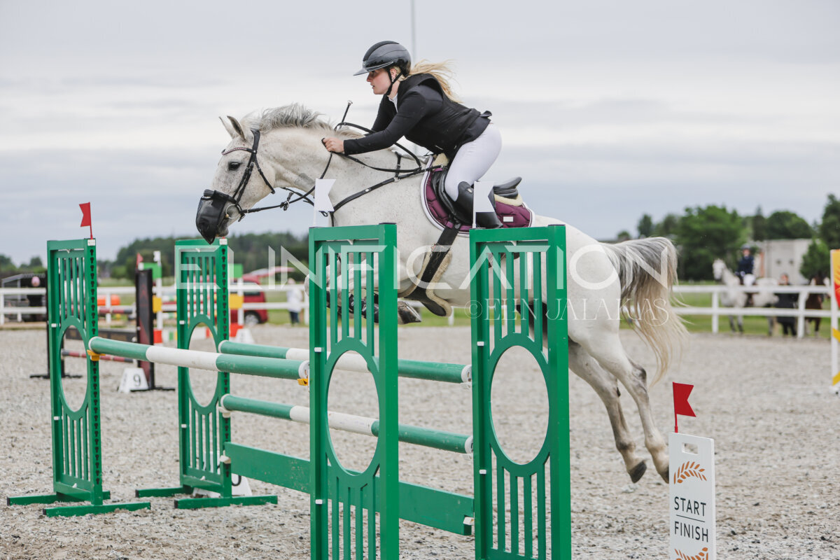 Tori_Karikas_2026_hc110-120_039