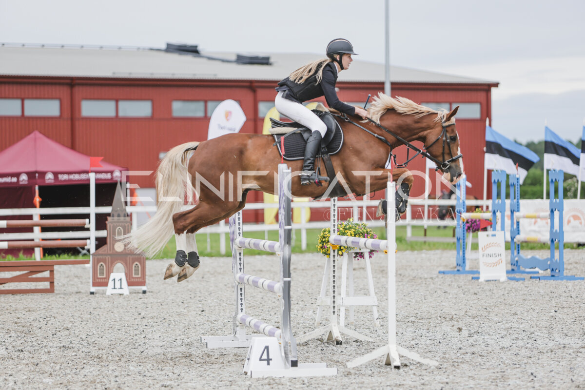 Tori_Karikas_2026_hc110-120_050