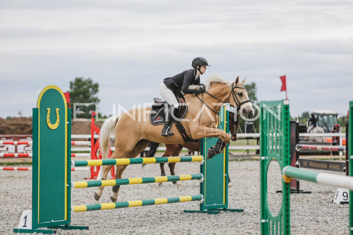 Tori_Karikas_2026_hc110-120_061