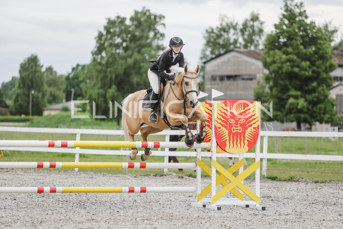 Tori_Karikas_2026_hc110-120_065