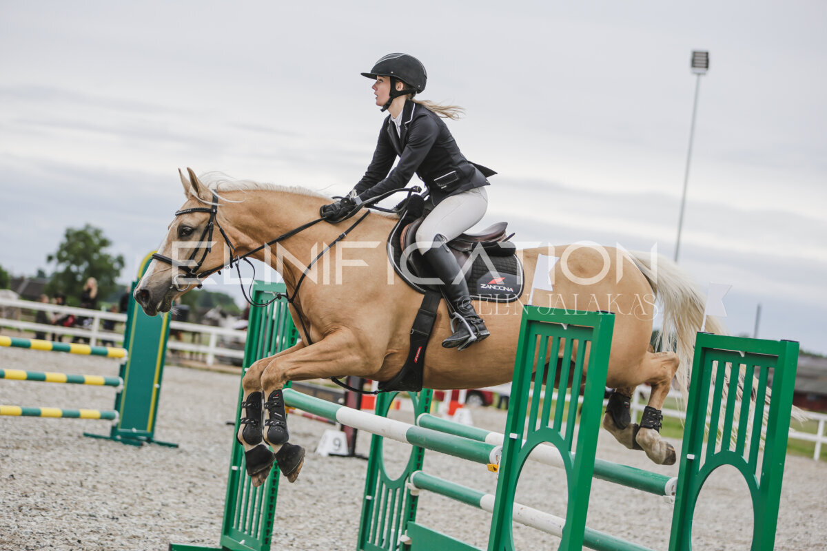 Tori_Karikas_2026_hc110-120_078