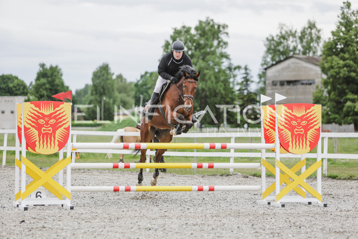 Tori_Karikas_2026_hc110-120_086