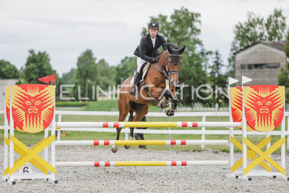 Tori_Karikas_2026_hc110-120_093