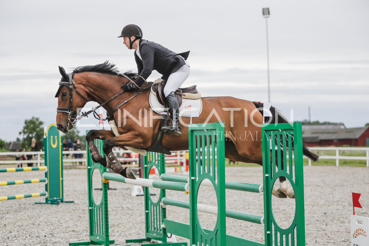 Tori_Karikas_2026_hc110-120_096