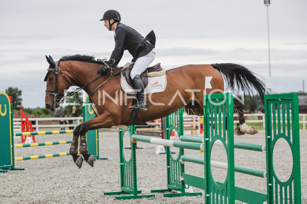 Tori_Karikas_2026_hc110-120_098