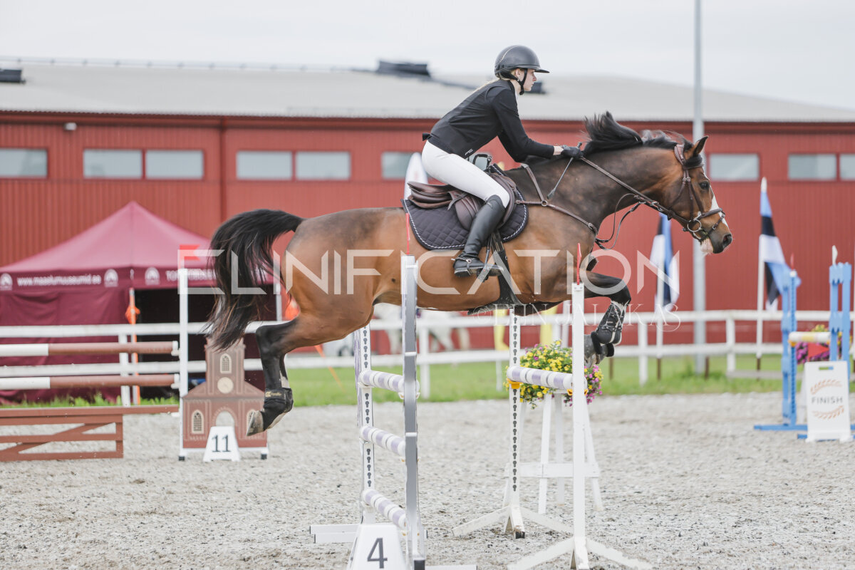 Tori_Karikas_2026_hc110-120_103