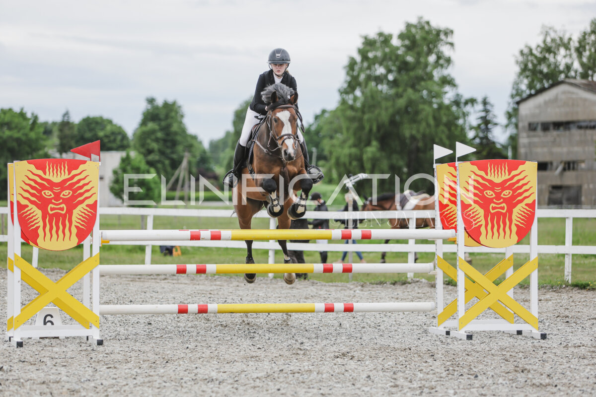 Tori_Karikas_2026_hc110-120_107