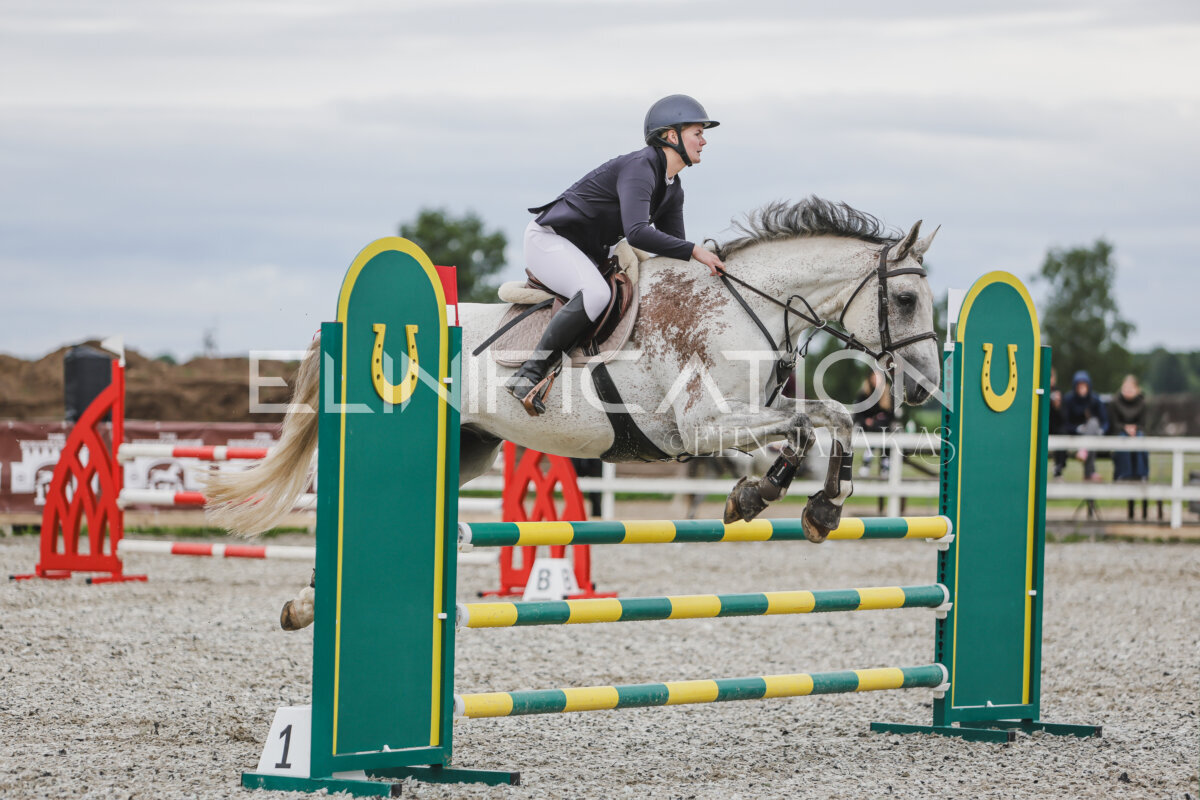 Tori_Karikas_2026_hc110-120_117
