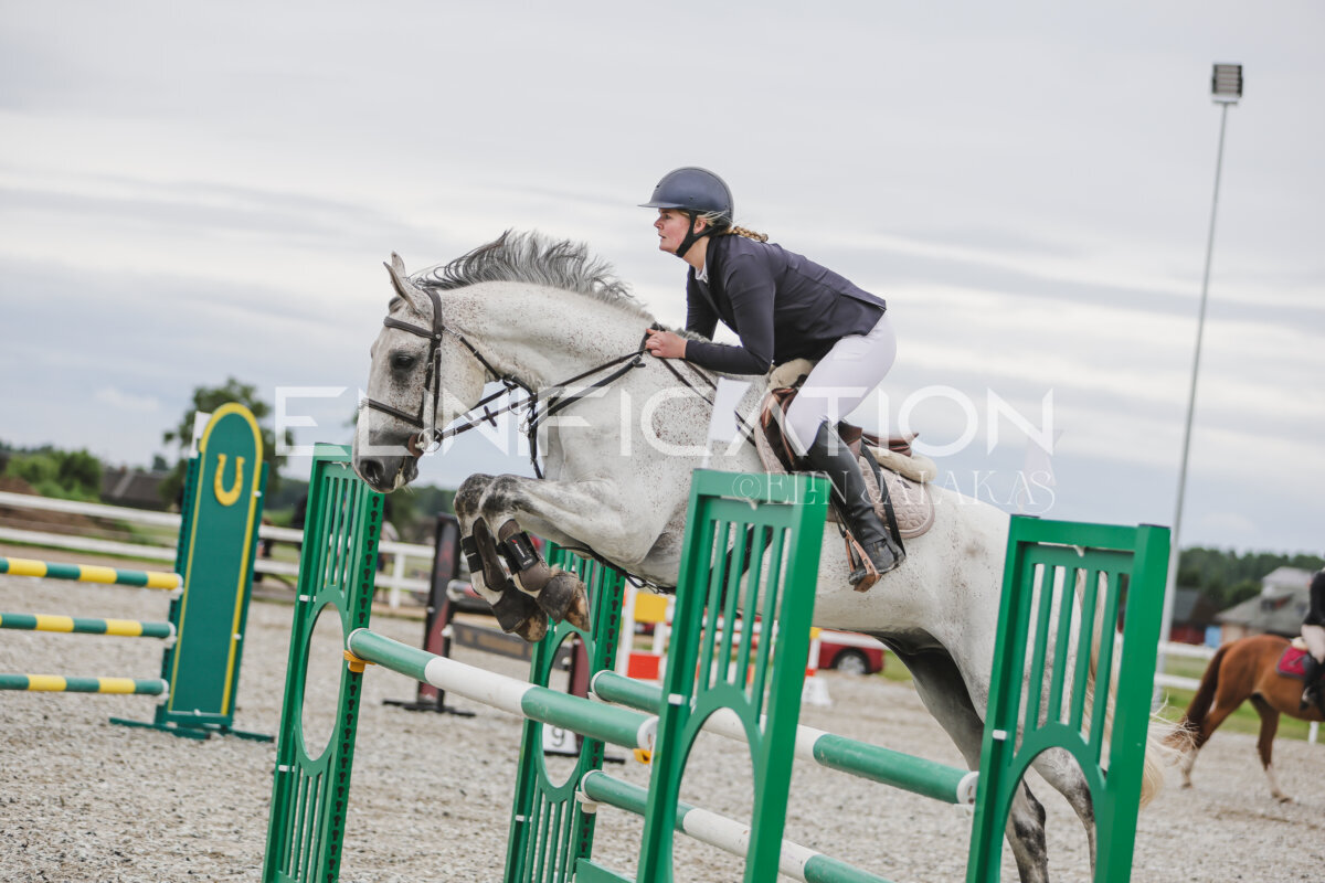 Tori_Karikas_2026_hc110-120_129