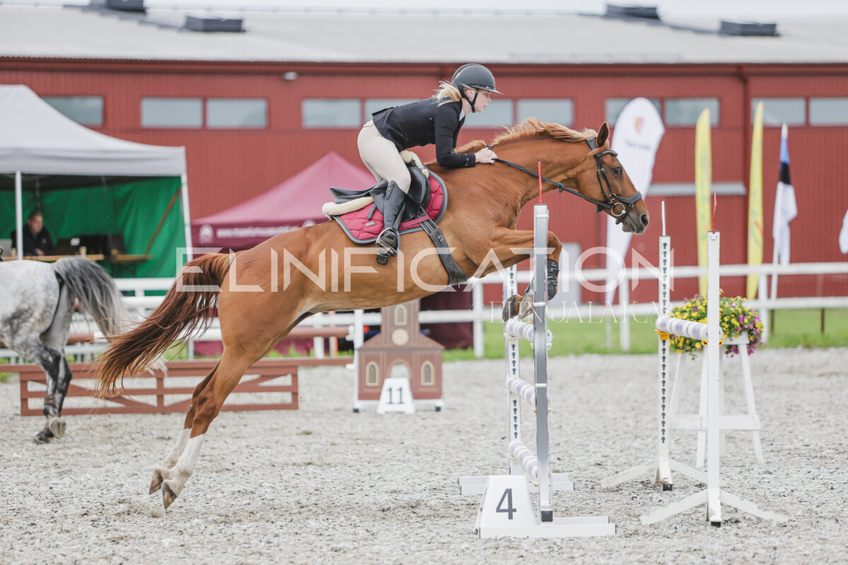 Tori_Karikas_2026_hc110-120_135