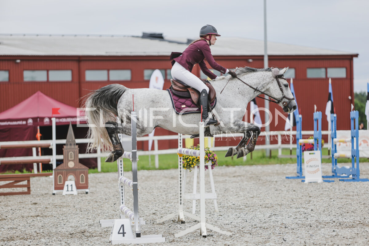 Tori_Karikas_2026_hc110-120_157