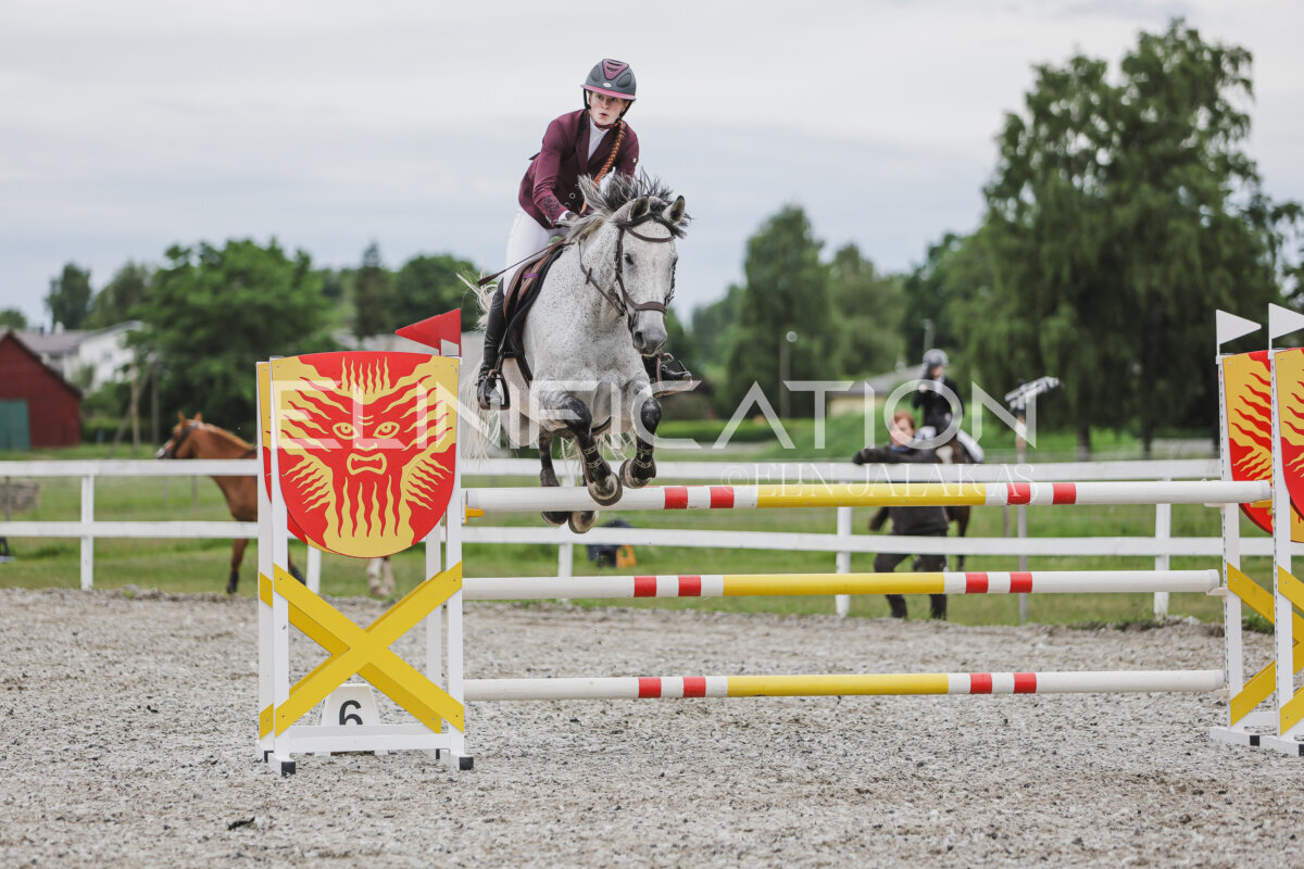 Tori_Karikas_2026_hc110-120_161