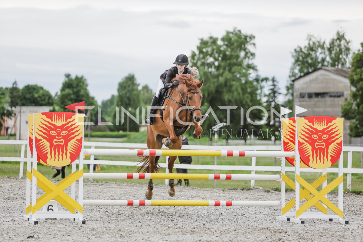 Tori_Karikas_2026_hc110-120_174